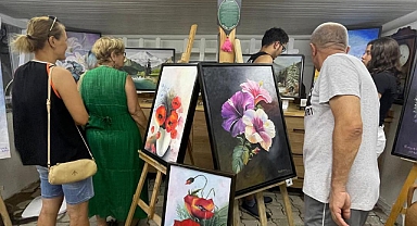 Edremit’te Ülkü Acar Sanat Bahçesi’nde Yağlı Boya Resim Sergisi Açıldı