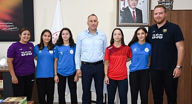 Genç Sporculardan İl Müdürü Adem Özalp'e Ziyaret