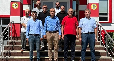 Karesi Belediyespor Kulübü Başkanı Erol Menteş, Balıkesirspor'u Ziyaret Etti