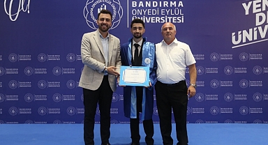 Öztaylan Bandırma Onyedi Eylül Üniversitesi Mezuniyetinde