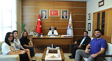 Sağlık-Sen Balıkesir Şube Başkanı Nihat Erzi ve Ailesi TBMM'de Misafir Edildi