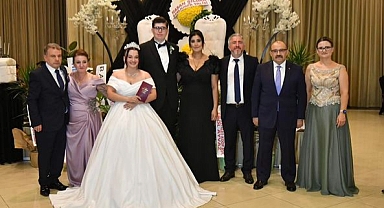 Vali İsmail Ustaoğlu, Müge ve Yiğitalp'in Düğün Törenine Katıldı