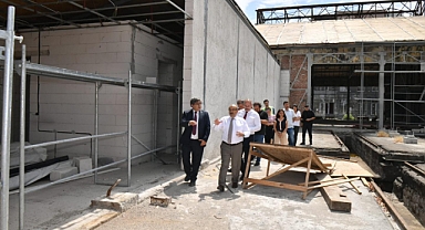 Vali Ustaoğlu, Balıkesir Gar Binalarının Restorasyon Çalışmalarını İnceledi