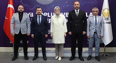 AK Parti Genel Başkan Yardımcısı Belgin Uygur, Dernek Temsilcilerini Genel Merkezde Ağırladı