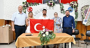 AK Parti Genel Başkan Yardımcısı Belgin Uygur, Melisa ve Furkan’ın Nikahına Şahitlik Etti