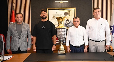 Altıeylül Belediye Başkanı Hakan Şehirli, Başarılarıyla Gurur Duyan Sporcuları Ağırladı