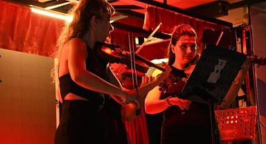 Balıkesir Büyükşehir Belediyesi'nin Yaz Konserleri Şehri Renklendiriyor