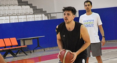 Balıkesir Büyükşehir Belediyespor Basketbol Takımı Çanakkale'de Hazırlıklarını Sürdürüyor