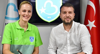 Balıkesir Büyükşehir Belediyespor, İlk Dış Transferini Gerçekleştirdi