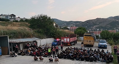 Balıkesir’de Göçmen Kaçakçılığına Karşı Etkin Operasyon: 16 Kaçak Göçmen Yakalandı