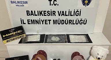 Balıkesir’de Narkotik Operasyonu: Metamfetamin ve Silah Ele Geçirildi