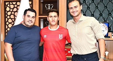 Balıkesirspor, Genç Sağ Bek Mert Tekin’i Kadrosuna Kattı