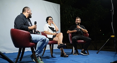 Bandırma Belediyesi’nden Tunç Başaran Anısına Yoğun İlgi Gören Belgesel Gösterimi