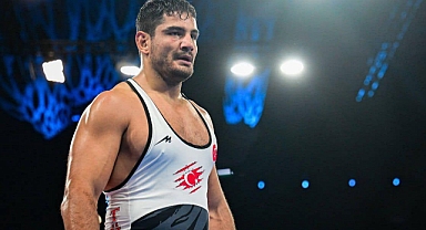 Başkan Ahmet Akın’dan Milli Güreşçi Taha Akgül’e Tebrik