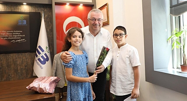 Başkan Ertaş, Minik Misafirleriyle İyi Bir Sohbet Gerçekleştirdi