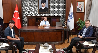 Baştaş Grup Yönetim Kurulu Başkanı Hüseyin Baş’tan Vali İsmail Ustaoğlu’na Ziyaret