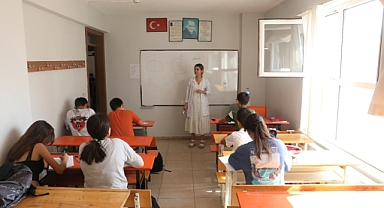 Burhaniye Belediyesi Sosyal Etkinlik Merkezi: Eğitimde Fırsat Eşitliğiyle Başarıları Artırıyor