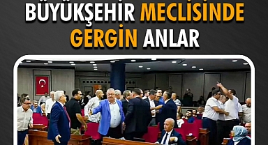 Büyükşehir Meclisinde Gergin Anlar