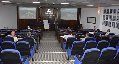 Edremit Belediyesi'nde Yangın Güvenliği Eğitimi Gerçekleştirildi