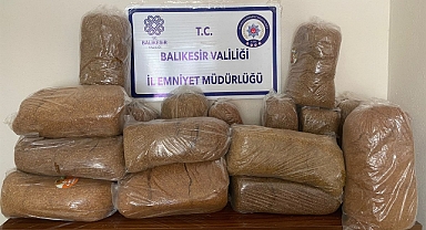Gönen’de Uyuşturucu Operasyonu: 50 Gram Esrar ve 9 Extacy Hap Ele Geçirildi