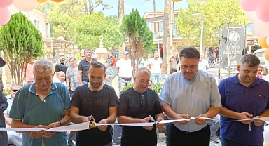 Havran Belediye Başkanı Emin Ersoy, Yücesoy Takı'nın Açılışında