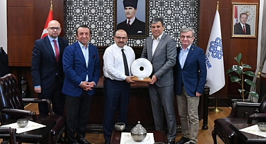 İstanbul Maden İhracaatçıları Birliği Başkanı Eyüp Batal’dan Vali Ustaoğlu’na Ziyaret