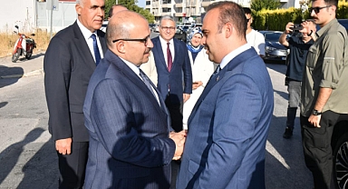 Sanayi ve Teknoloji Bakanı Mehmet Fatih Kacır, Balıkesir’de Vali İsmail Ustaoğlu Tarafından Karşılandı