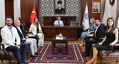 SYAL Mezunları Derneği'nden Vali İsmail Ustaoğlu'na Ziyaret