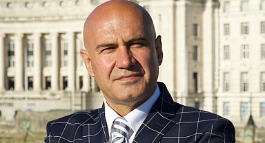 Turhan Çömez’den Eczacılık Krizi Çıkışı: “58 Fakülte Açtınız, Mezunlar İşsiz, Eczaneler Batıyor!”