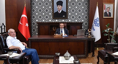 Vali İsmail Ustaoğlu, Haftalık Muhtar Saatinde İlçelerden Gelen Muhtarlarla Bir Araya Geldi