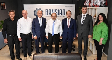 Vali Ustaoğlu'ndan Bandırma Sanayici ve İş İnsanları Derneği’ne Ziyaret