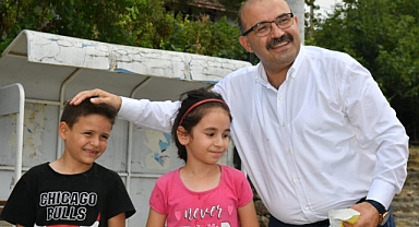 Vali Ustaoğlu Taşarası Mahallesi'nde Çocuklarla Buluştu