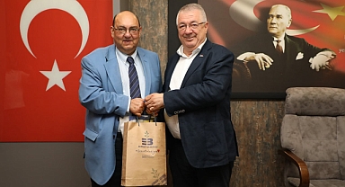 Yunanlı Başkan’dan Edremit Belediyesi’ne Dostluk Ziyareti