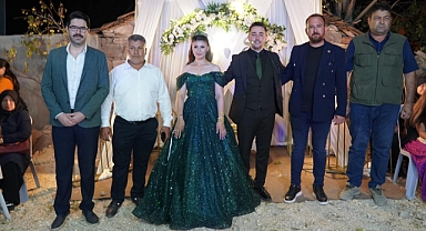 Altıeylül Belediyesi'nden Mutlu Günlerde Çiftlere Destek