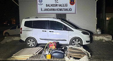 Ayvalık’ta Göçmen Kaçakçılığı Operasyonu: 33 Göçmen Yakalandı