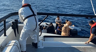 Ayvalık’ta Göçmen Kaçakçılığına Operasyon: 11 Düzensiz Göçmen ve 2 Organizatör Yakalandı
