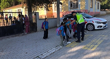 Balıkesir'de Okul Çevrelerinde Güvenlik Denetimleri Gerçekleştirildi