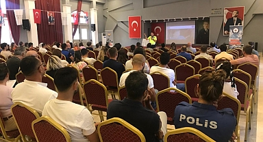 Balıkesir’de Trafik Güvenliği İçin Geniş Kapsamlı Eğitim ve Bilgilendirme Faaliyetleri Düzenlendi