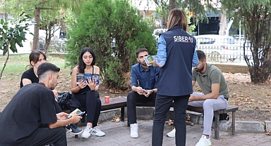 Balıkesir Emniyeti’nden Üniversite Öğrencilerine Siber Güvenlik Eğitimi