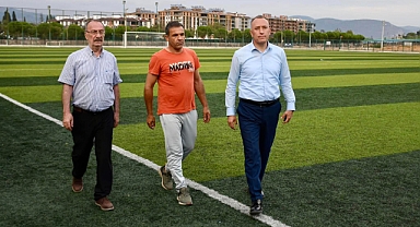 Balıkesir Gençlik ve Spor İl Müdürü Adem Özalp ve Amatör Spor Kulüpleri Başkanı Metin Mengüç'ten Spor Tesislerine Ziyaret