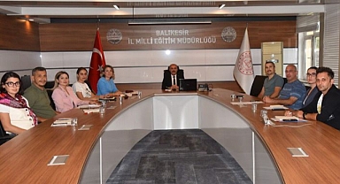 Balıkesir İl Milli Eğitim Müdürü Murat Demir'den AR-GE Toplantısı
