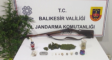 Balıkesir Jandarmasından Gönen’de Uyuşturucu Operasyonu: Kenevir ve Esrar Ele Geçirildi