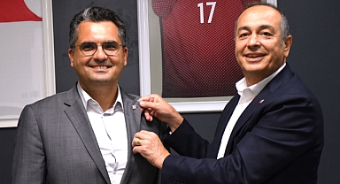 Balıkesir Milletvekili Burak Dalgın’dan Balıkesirspor’a Ziyaret