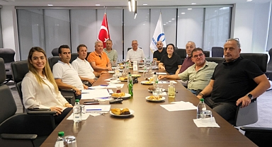 Balıkesir Ticaret Odası'nda Kritik Buluşma: Dört Meslek Komitesi Bir Araya Geldi