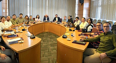 Bandırma Belediyesi, Daire Müdürleri ile Gelişim ve Güvenlik Toplantısı Gerçekleştirdi