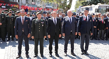 Başkan Mehmet Ertaş’tan Gaziler Günü Mesajı: Atatürk ve Kahramanlarımızı Rahmetle Anıyoruz