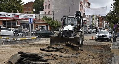 Dursunbey’de Asfalt Çalışmaları Hız Kesmeden Devam Ediyor