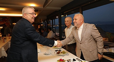 Edremit Belediye Başkanı Mehmet Ertaş, Meslek Odaları Başkanları ile Akşam Yemeğinde Bir Araya Geldi