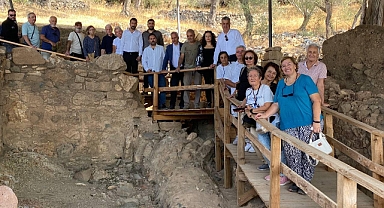 Edremit Belediyesi, Antandros Kazı Alanını Ziyaret Etti