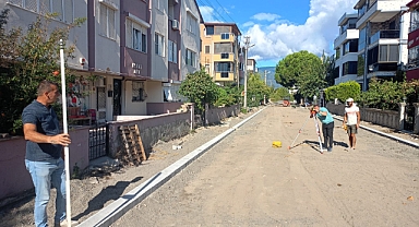 Edremit Belediyesi, İkizçay Mahallesi’nde Yol Yapım Çalışmalarını Sürdürüyor